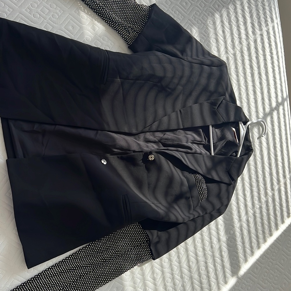 Blazer sparkling sleeves and hanker chief